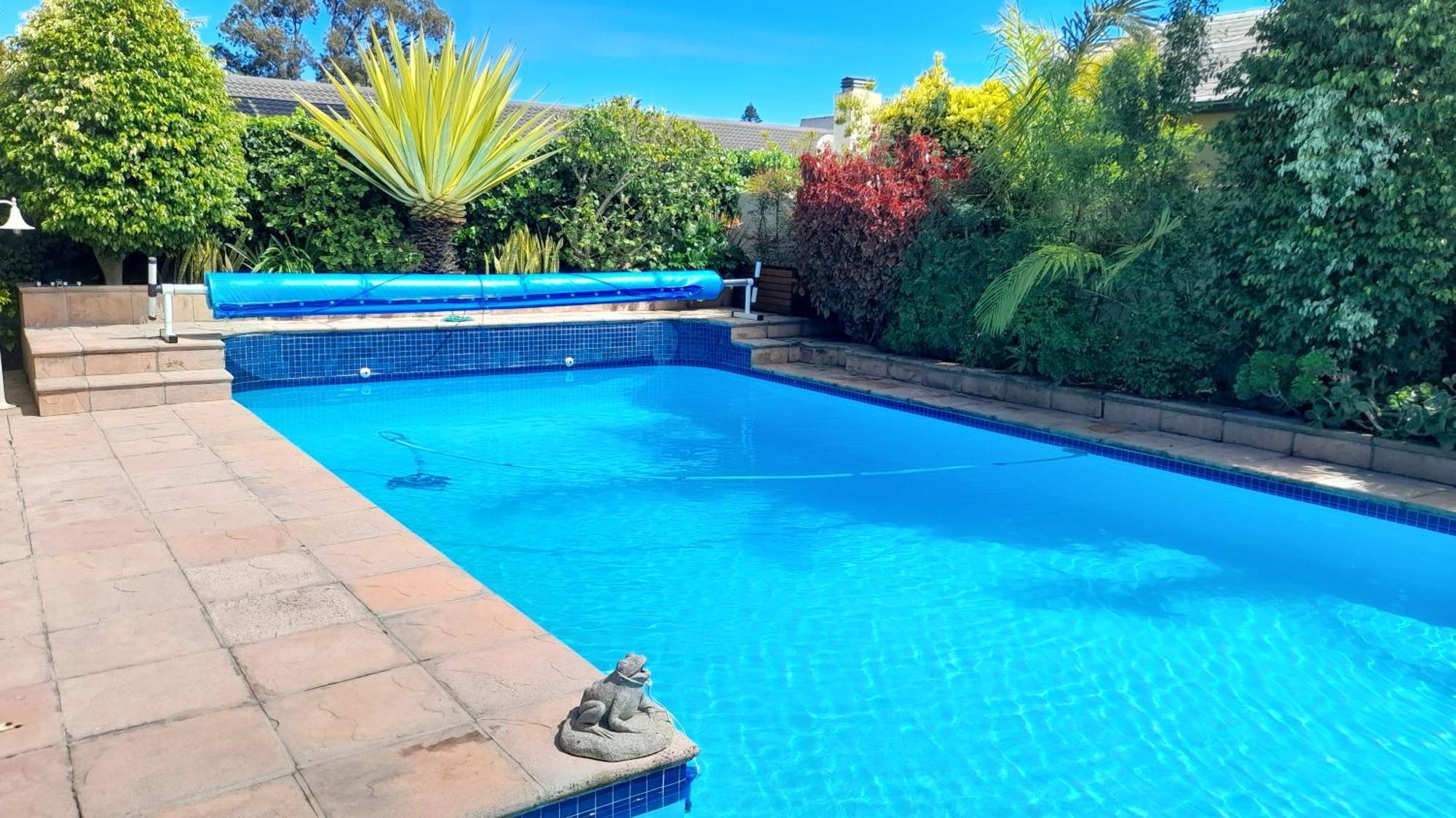 Meerendal Cottage-Affordable Luxury-Private Garden With Pool & Hot Tub Кейптаун Экстерьер фото