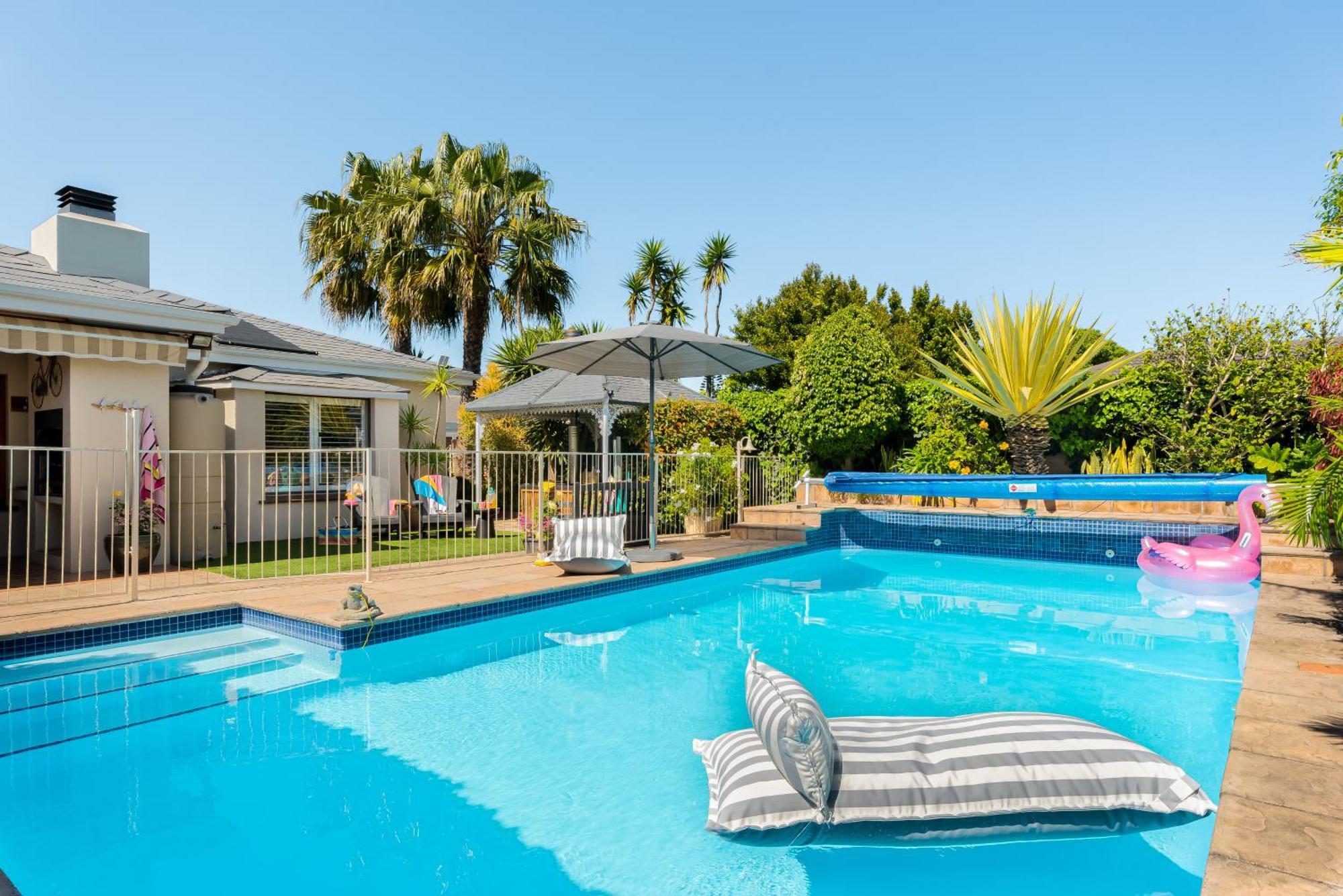 Meerendal Cottage-Affordable Luxury-Private Garden With Pool & Hot Tub Кейптаун Экстерьер фото