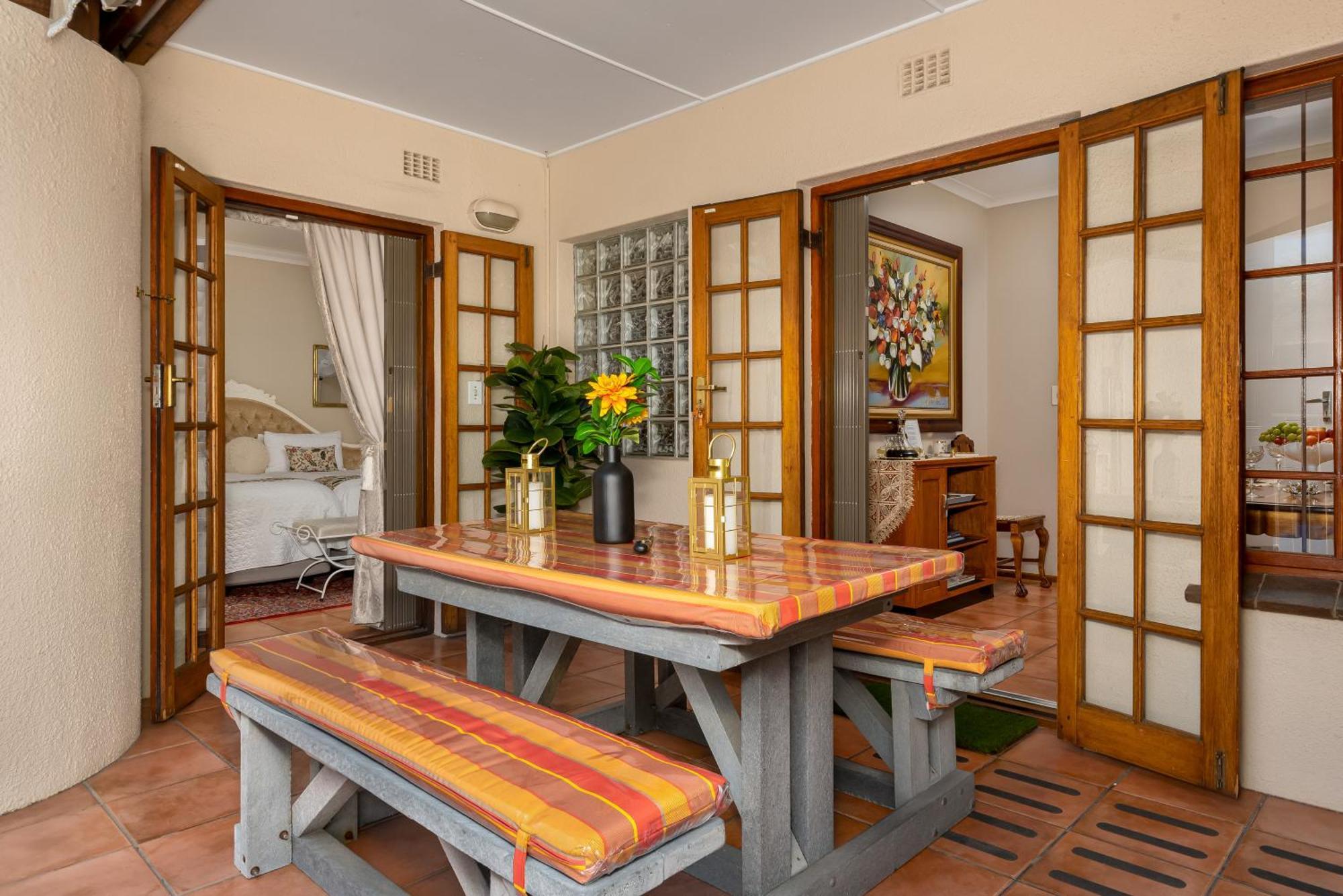 Meerendal Cottage-Affordable Luxury-Private Garden With Pool & Hot Tub Кейптаун Экстерьер фото