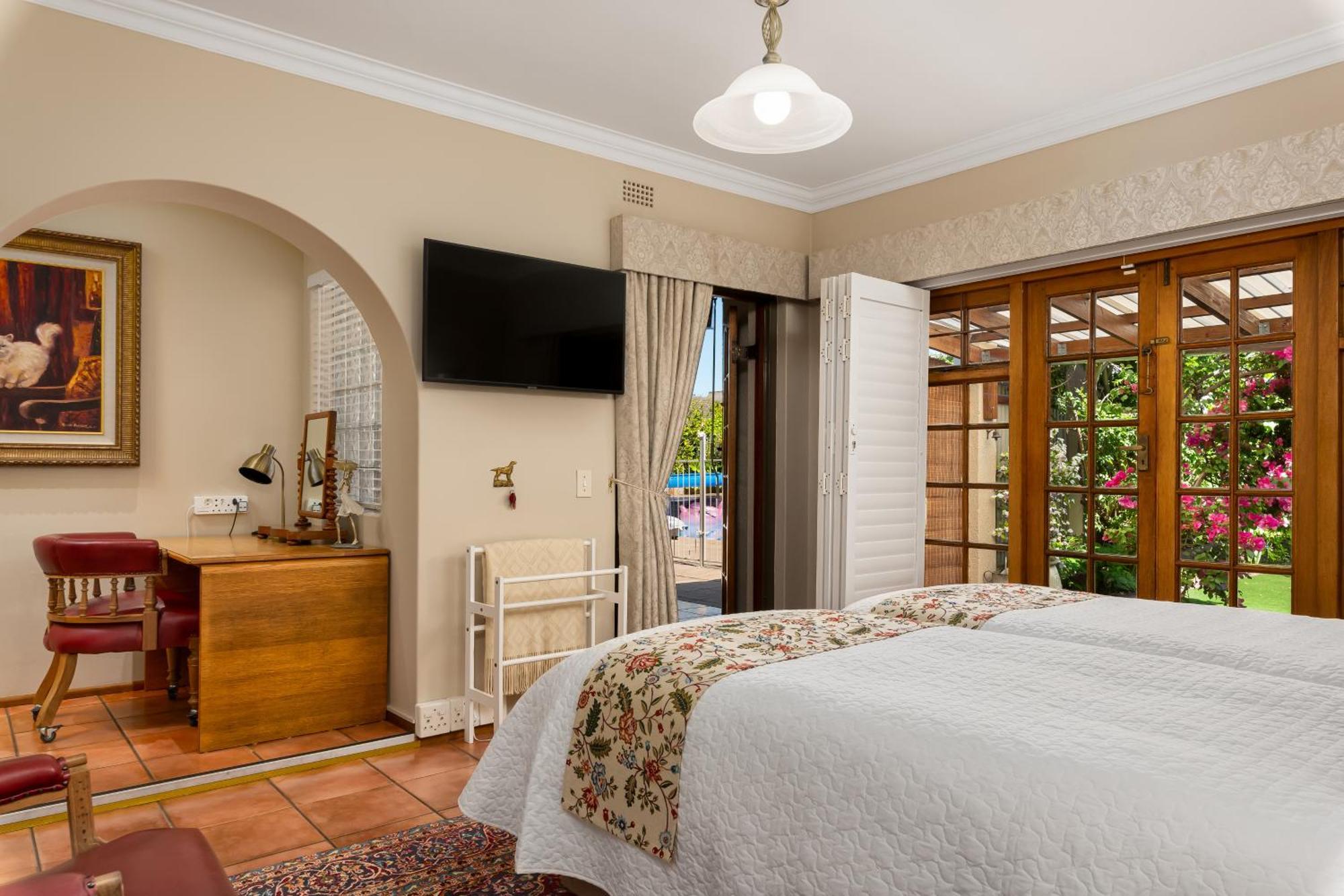 Meerendal Cottage-Affordable Luxury-Private Garden With Pool & Hot Tub Кейптаун Экстерьер фото