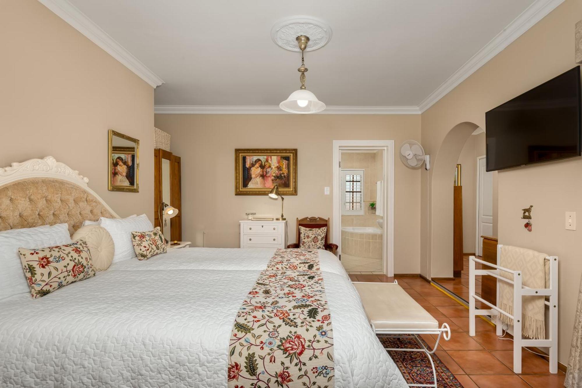 Meerendal Cottage-Affordable Luxury-Private Garden With Pool & Hot Tub Кейптаун Экстерьер фото